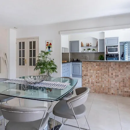 Holiday home In Raphael Saint-Raphael (Var)